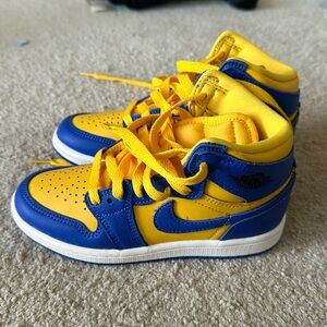 Jordan 1 Retro High OG Nike 12.5 NEW